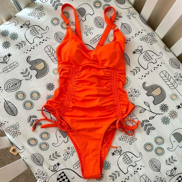 Swimsuit Sexy onepiece - orange - Picture 6 of 9